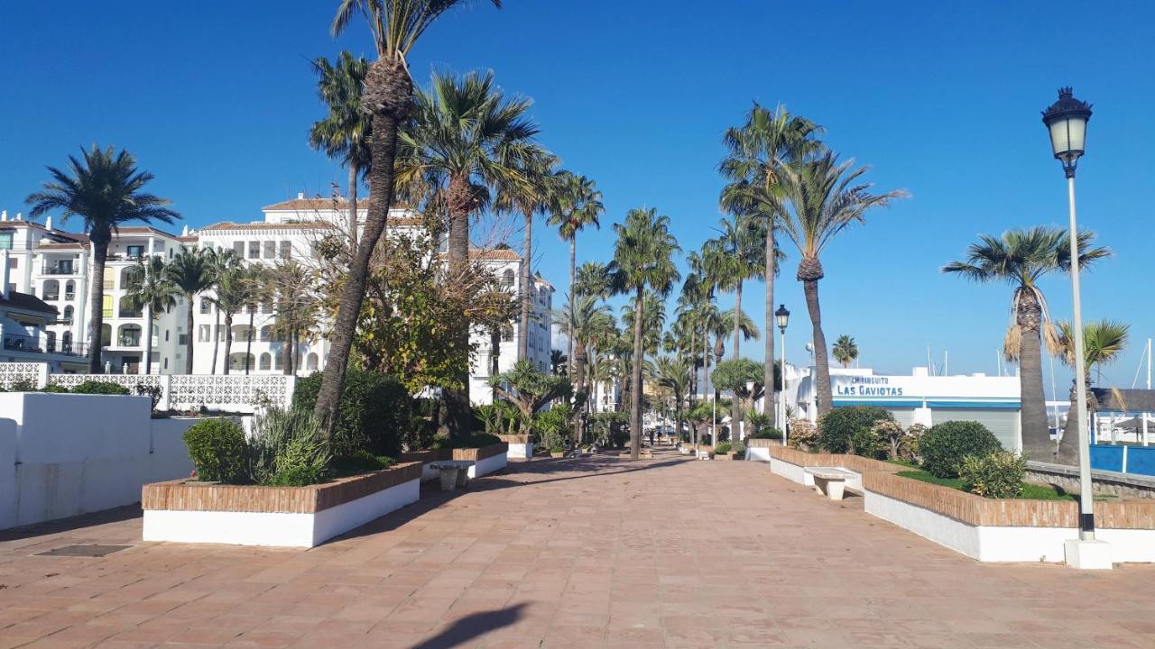 Apartamento 409 Marina Real Puerto De La Duquesa Playa マニルバ エクステリア 写真