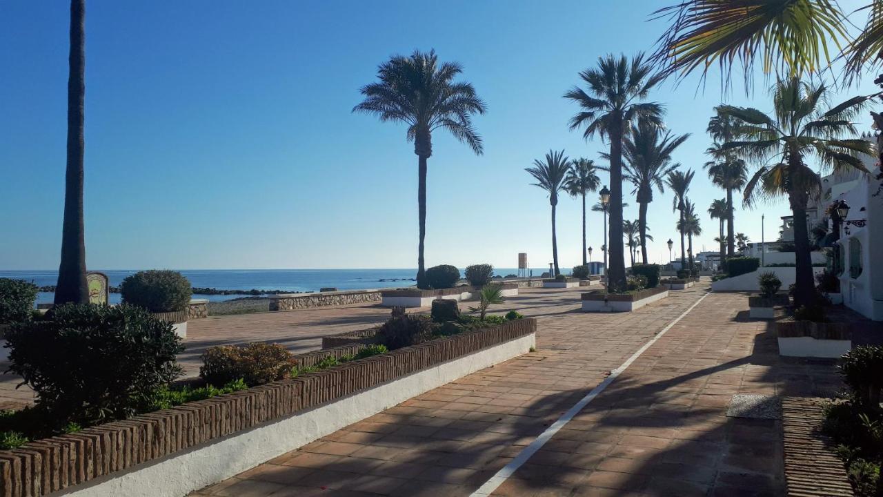Apartamento 409 Marina Real Puerto De La Duquesa Playa マニルバ エクステリア 写真