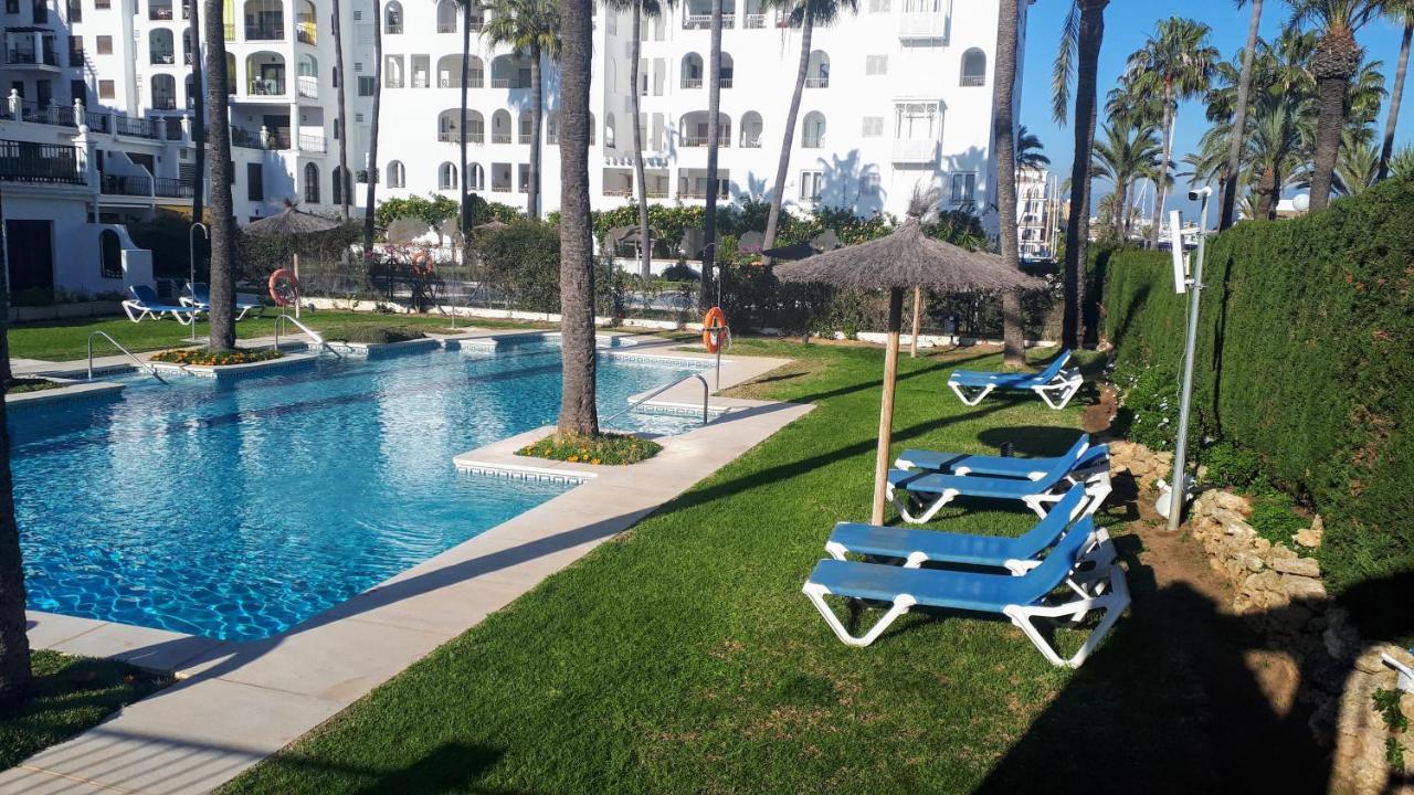 Apartamento 409 Marina Real Puerto De La Duquesa Playa マニルバ エクステリア 写真