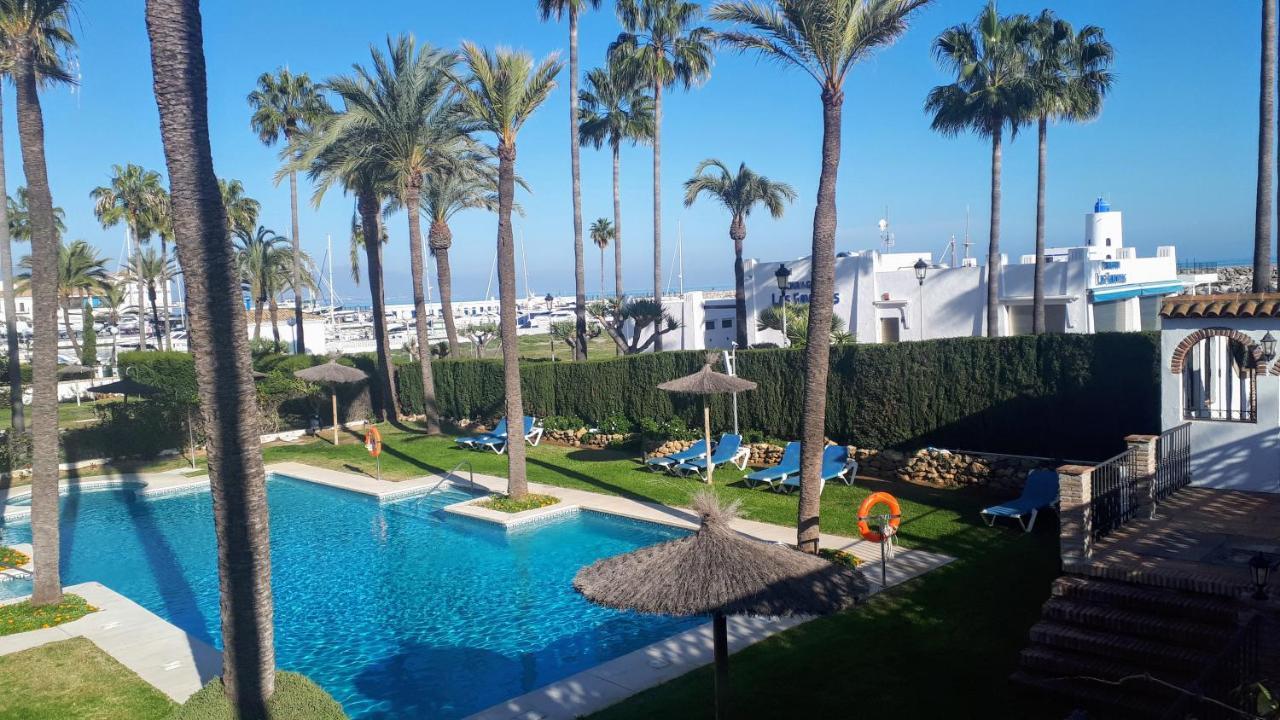Apartamento 409 Marina Real Puerto De La Duquesa Playa マニルバ エクステリア 写真