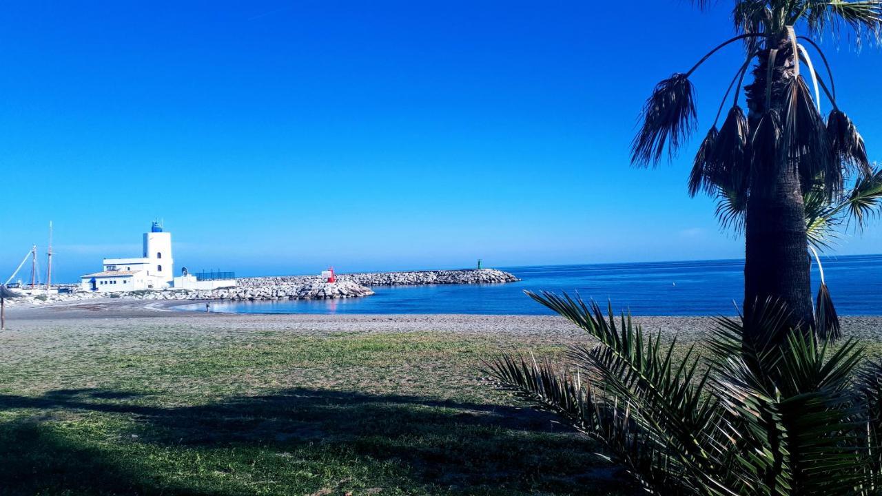 Apartamento 409 Marina Real Puerto De La Duquesa Playa マニルバ エクステリア 写真