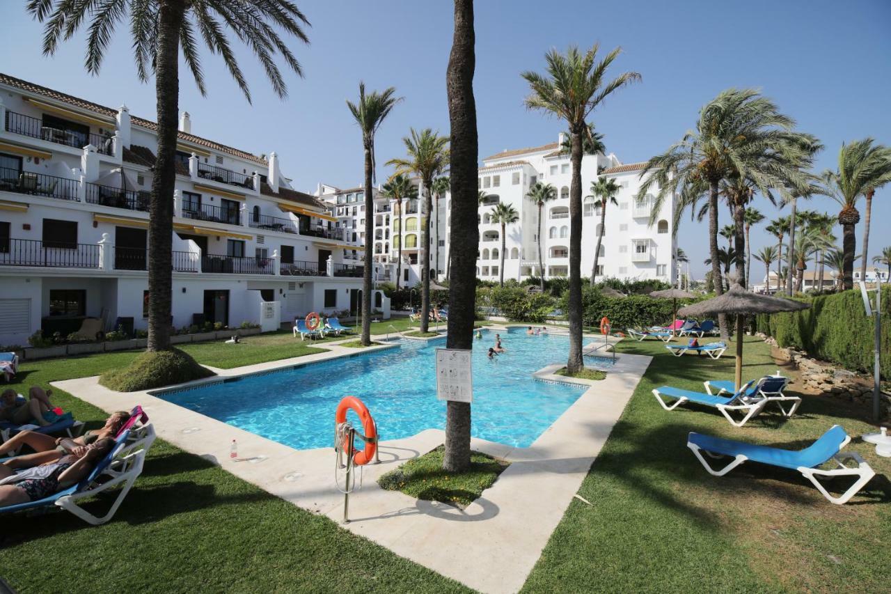 Apartamento 409 Marina Real Puerto De La Duquesa Playa マニルバ エクステリア 写真